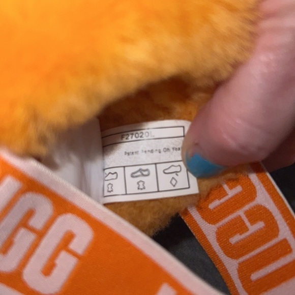 UGG Oh Yeah Sheepskin Slide Sandal
Slippers In California Poppy Size 6 US - Picture 4 of 14